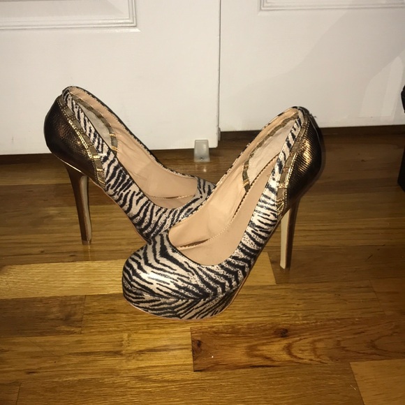 colin stuart zebra print heels size 9B - Picture 1 of 4